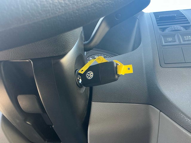 Volkswagen transporter 2.5 tdi 340 bedrijfswagen (319km!) - afbeelding 33 van  42