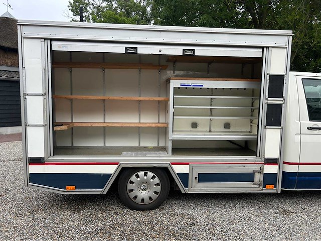 Volkswagen transporter 2.5 tdi 340 bedrijfswagen verkoopwagen foodtruck - afbeelding 8 van  10