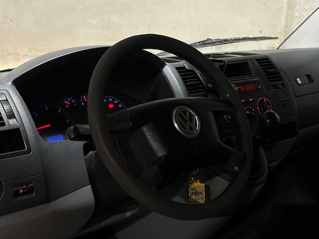 Volkswagen transporter 2.5 tdi 340 dc 131pk 2006 (origineel-nl) dubbele cabine, 23-bz-jn - afbeelding 7 van  57