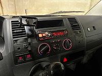 Volkswagen transporter 2.5 tdi 340 dc 131pk 2006 (origineel-nl) dubbele cabine, 23-bz-jn - afbeelding 13 van  57