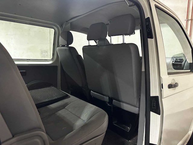 Volkswagen transporter 2.5 tdi 340 dc 131pk 2006 (origineel-nl) dubbele cabine, 23-bz-jn - afbeelding 26 van  57