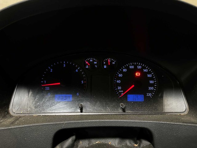 Volkswagen transporter 2.5 tdi 340 dc 131pk 2006 (origineel-nl) dubbele cabine, 23-bz-jn - afbeelding 10 van  51