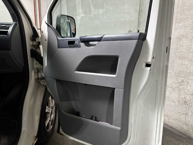 Volkswagen transporter 2.5 tdi 340 dc 131pk 2006 (origineel-nl) dubbele cabine, 23-bz-jn - afbeelding 24 van  51