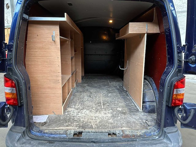 Volkswagen transporter 2.5 tdi 340 l2h1 -lang- 131pk 2007, 81-vgk-3 - afbeelding 13 van  35