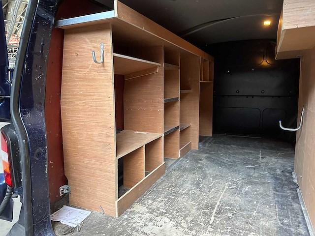 Volkswagen transporter 2.5 tdi 340 l2h1 -lang- 131pk 2007, 81-vgk-3 - afbeelding 14 van  35