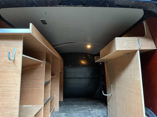 Volkswagen transporter 2.5 tdi 340 l2h1 -lang- 131pk 2007, 81-vgk-3 - afbeelding 16 van  35