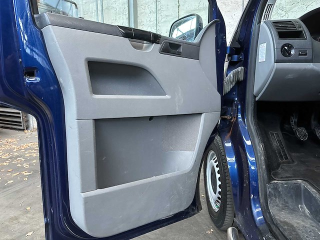 Volkswagen transporter 2.5 tdi 340 l2h1 -lang- 131pk 2007, 81-vgk-3 - afbeelding 9 van  35