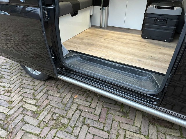 Volkswagen transporter 7j0 t5 2.0 l1h1 84kw camper 116pk 2012, hxr-32-f - afbeelding 27 van  56