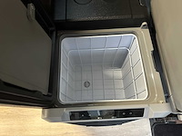 Volkswagen transporter 7j0 t5 2.0 l1h1 84kw camper 116pk 2012, hxr-32-f - afbeelding 38 van  56