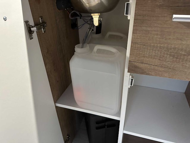 Volkswagen transporter 7j0 t5 2.0 l1h1 84kw camper 116pk 2012, hxr-32-f - afbeelding 41 van  56