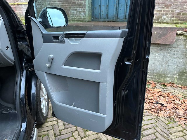 Volkswagen transporter 7j0 t5 2.0 l1h1 84kw camper 116pk 2012, hxr-32-f - afbeelding 44 van  56