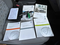 Volkswagen transporter 7j0 t5 2.0 l1h1 84kw camper 116pk 2012, hxr-32-f - afbeelding 47 van  56