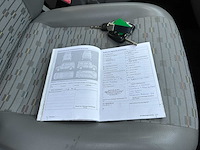 Volkswagen transporter 7j0 t5 2.0 l1h1 84kw camper 116pk 2012, hxr-32-f - afbeelding 48 van  56