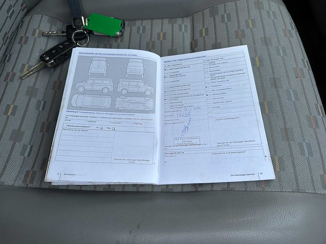 Volkswagen transporter 7j0 t5 2.0 l1h1 84kw camper 116pk 2012, hxr-32-f - afbeelding 50 van  56