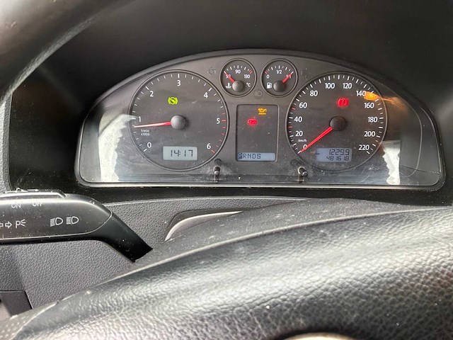 Volkswagen transporter bedrijfswagen - afbeelding 6 van  22