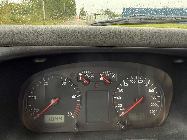 Volkswagen transporter camper, 40-zjf-6 - afbeelding 6 van  15