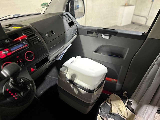Volkswagen transporter camper kombi 2.5 tdi 340 trendline 131pk 2005, jzj-68-s youngtimer - afbeelding 30 van  51