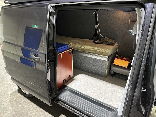 Volkswagen transporter camper kombi 2.5 tdi 340 trendline 131pk 2005, jzj-68-s youngtimer - afbeelding 40 van  51