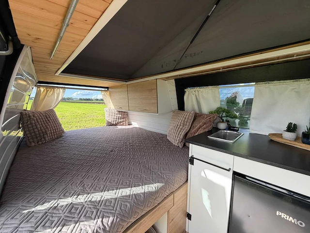 Volkswagen transporter kampeerwagen 1.0 2.5 tdi 65 kw camper j-995-fz - afbeelding 16 van  36