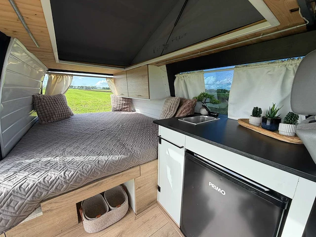 Volkswagen transporter kampeerwagen 1.0 2.5 tdi 65 kw camper j-995-fz - afbeelding 19 van  36