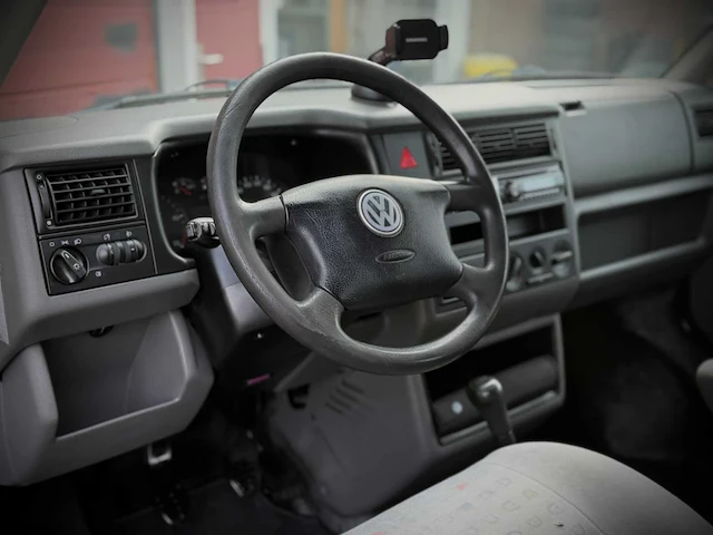 Volkswagen transporter kampeerwagen 1.0 2.5 tdi 65 kw camper j-995-fz - afbeelding 26 van  36