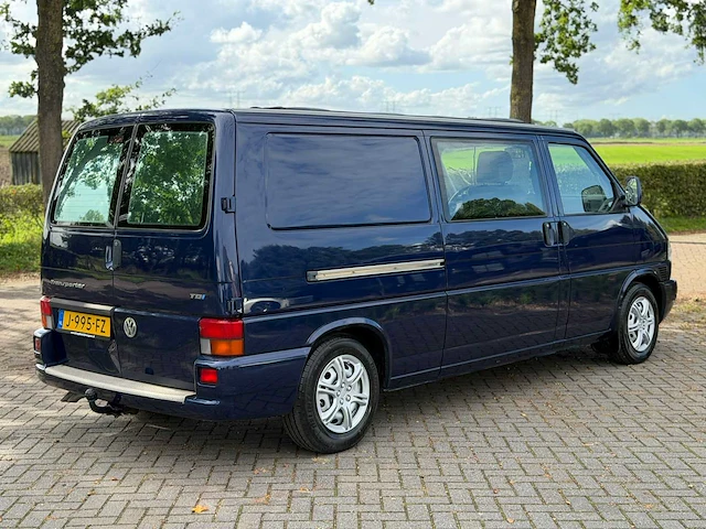 Volkswagen transporter kampeerwagen 1.0 2.5 tdi 65 kw camper j-995-fz - afbeelding 33 van  36