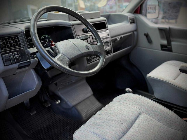 Volkswagen transporter kampeerwagen 2.4 t4 camper 79-sgv-6 - afbeelding 10 van  20
