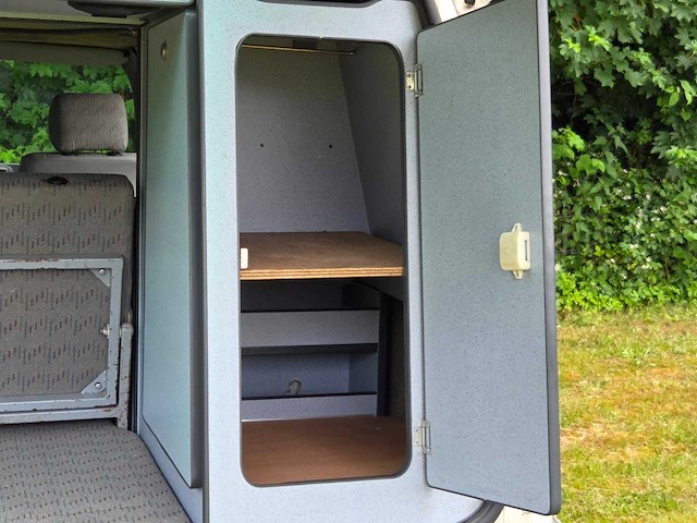 Volkswagen transporter keuken - bed - hefdak - luifel - camper - afbeelding 4 van  25