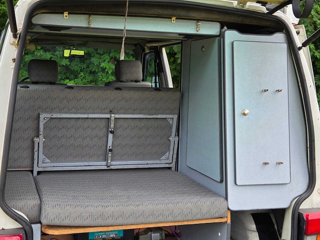 Volkswagen transporter keuken - bed - hefdak - luifel - camper - afbeelding 5 van  25