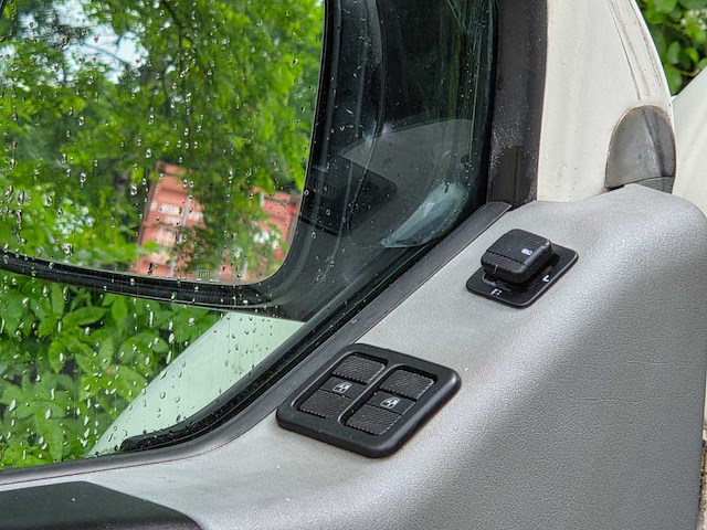 Volkswagen transporter keuken - bed - hefdak - luifel - camper - afbeelding 15 van  25