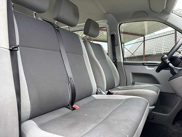 Volkswagen transporter kombi 2.0 tdi l1h1 trendline | hv-977-x - afbeelding 19 van  20