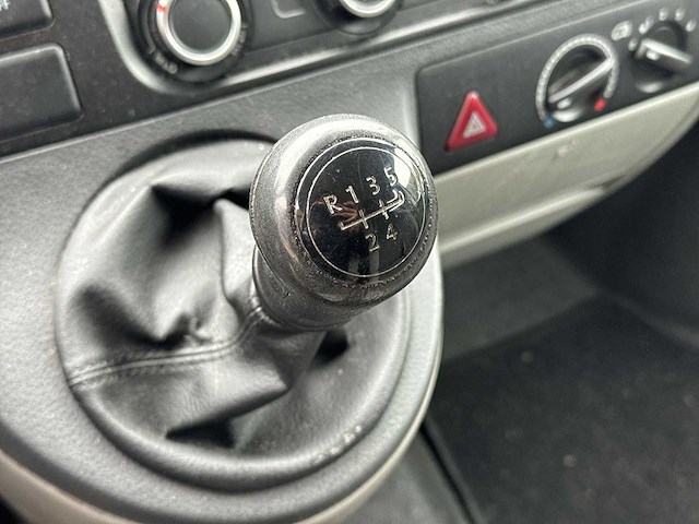 Volkswagen transporter kombi 2.0 tdi l1h1 trendline | hv-977-x - afbeelding 18 van  20