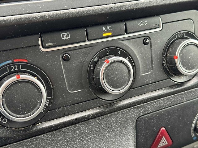 Volkswagen transporter kombi 2.0 tdi l1h1 trendline | hv-985-x - afbeelding 4 van  20