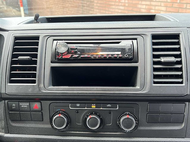 Volkswagen transporter kombi 2.0 tsi l1h1 2016 | kz-587-j - afbeelding 10 van  27