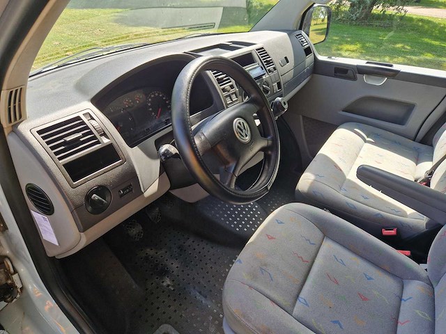 Volkswagen transporter multivan 2.0 comfortline, l-629-px - afbeelding 1 van  16