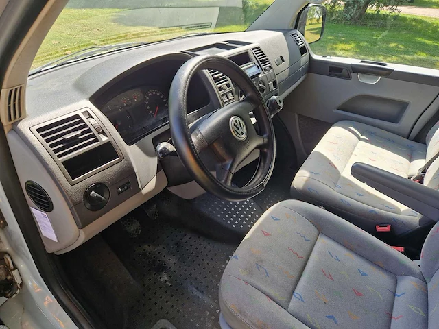 Volkswagen transporter multivan 2.0 comfortline, l-629-px - afbeelding 3 van  30