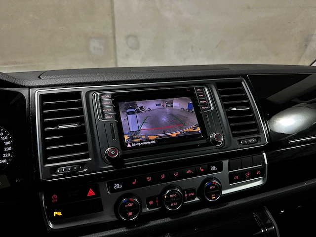 Volkswagen transporter multivan 2.0 tdi l1h1 highline 204pk 2015 (automaat) 6-persoons, k-964-pz - afbeelding 19 van  58