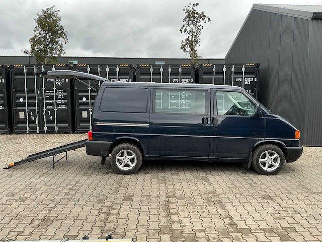 Volkswagen transporter t4 2.4d 5 cilinder bedrijfswagen met oprijklep/laadplateau - afbeelding 10 van  38