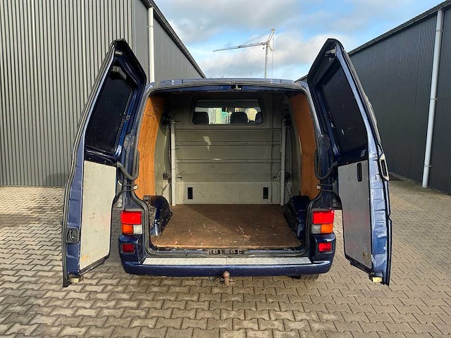 Volkswagen transporter t4 2.5 tdi ‘wijsneus’ dc bedrijfswagen - afbeelding 16 van  37