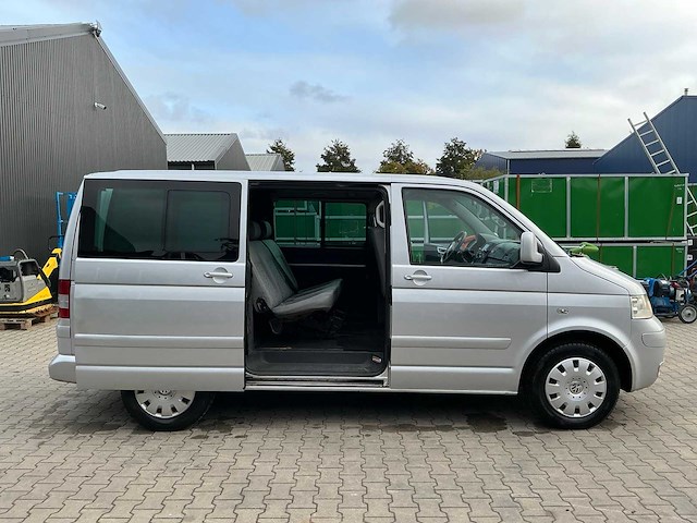 Volkswagen transporter t5 2.5 tdi multivan bedrijfswagen - afbeelding 33 van  37