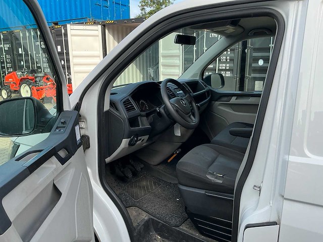 Volkswagen transporter t6 2.0 tdi bedrijfswagen - afbeelding 3 van  26