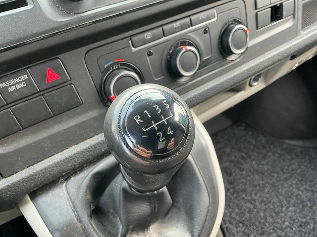 Volkswagen transporter t6 2.0 tdi bedrijfswagen - afbeelding 13 van  26