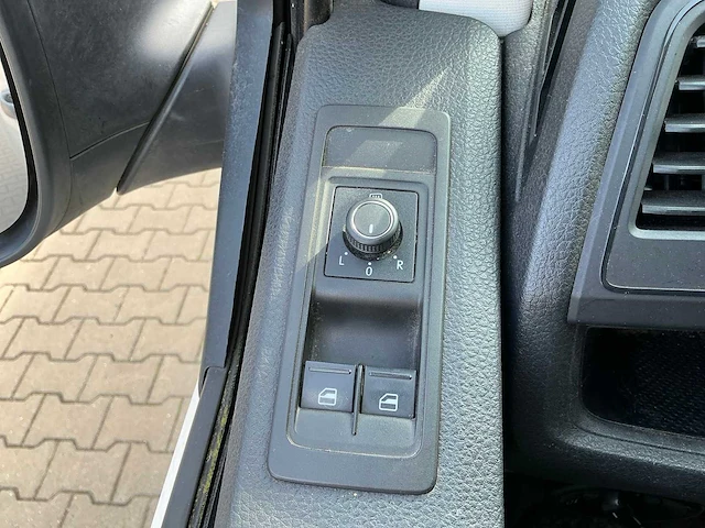 Volkswagen transporter t6 2.0 tdi bedrijfswagen - afbeelding 11 van  26