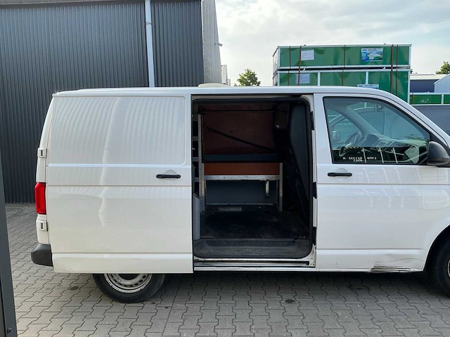 Volkswagen transporter t6 2.0 tdi bedrijfswagen - afbeelding 21 van  26