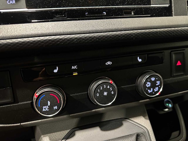 Volkswagen transporter t6 2.0tdi 110kw camper euro 6 pools kenteken - afbeelding 4 van  12
