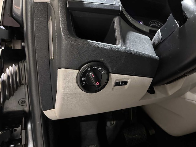 Volkswagen transporter t6 camper 2.0 4p -zelfbouw- 140pk 2016 (automaat), s-456-lj - afbeelding 14 van  49