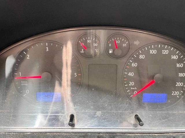 Volkswagen transporter tdi 63kw 1.0 camper, xg-881-g - afbeelding 4 van  12