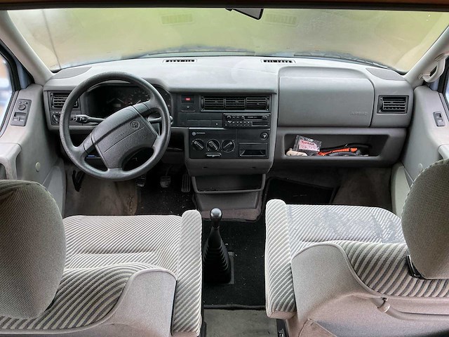 Volkswagen transporter villa gl camper - afbeelding 20 van  38