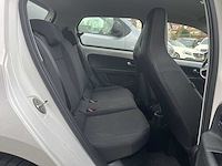 Volkswagen up! 1.0 bmt high up! 2018 | h-441-xk - afbeelding 9 van  18