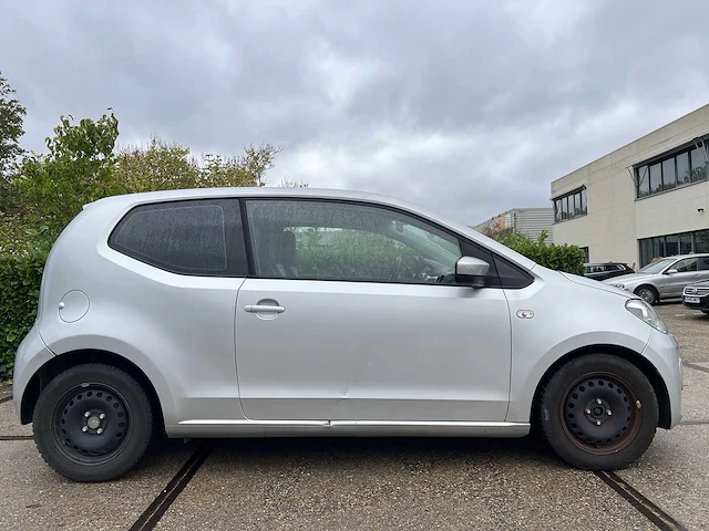 Volkswagen up! 1.0 move up! bluemotion | 42-tzr-4 - afbeelding 2 van  21